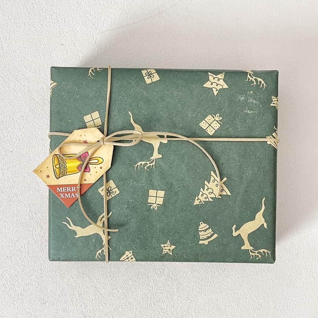 Christmas Gift Wrapping Service | Vintage Reindeer Kraft or Classic Red Snowflake | Ready to Gift