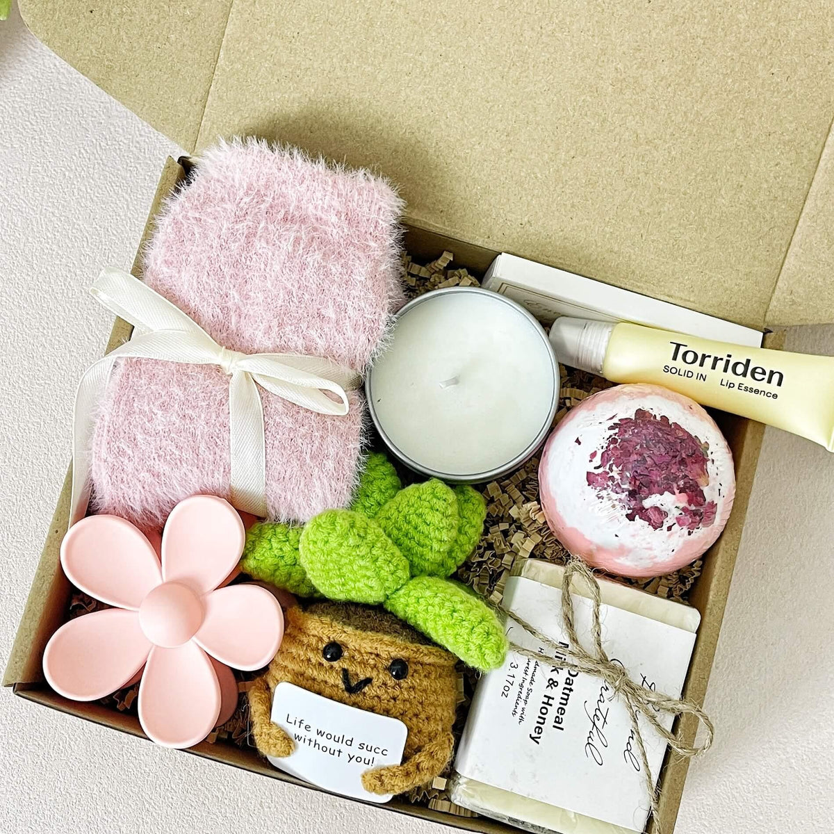 Luxury Spa & Tea Gift Box – Socks, Candle, Bath Bombs & Succulent Plushie