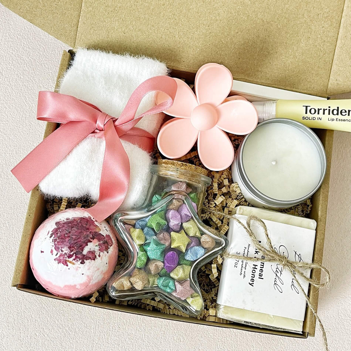 Luxury Spa & Tea Gift Box – Socks, Candle, Bath Bombs & Succulent Plushie