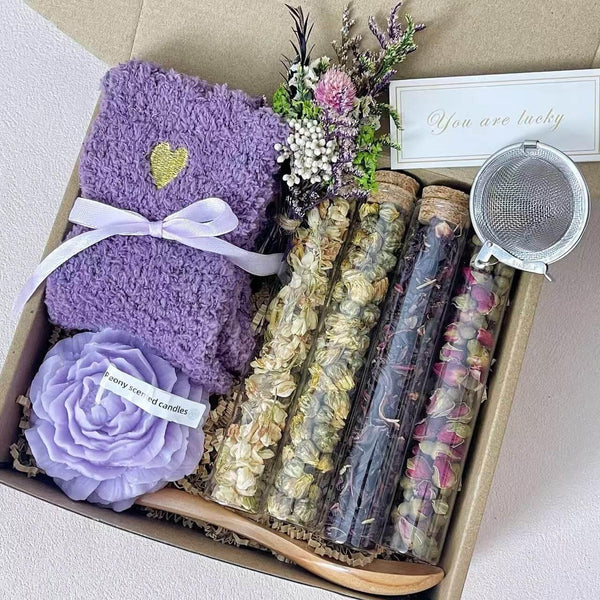 Luxury Spa & Tea Gift Box – Socks, Candle, Bath Bombs & Succulent Plushie