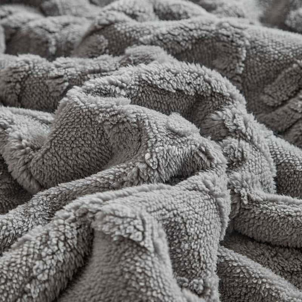 Reversible Knit & Sherpa Throw Blanket