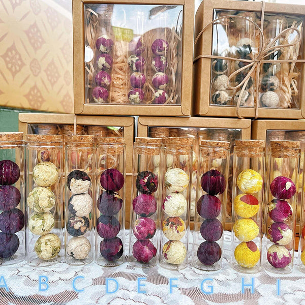 Blooming Tea Gift Set – 10 Flavors of Handcrafted Tea Flower Balls
