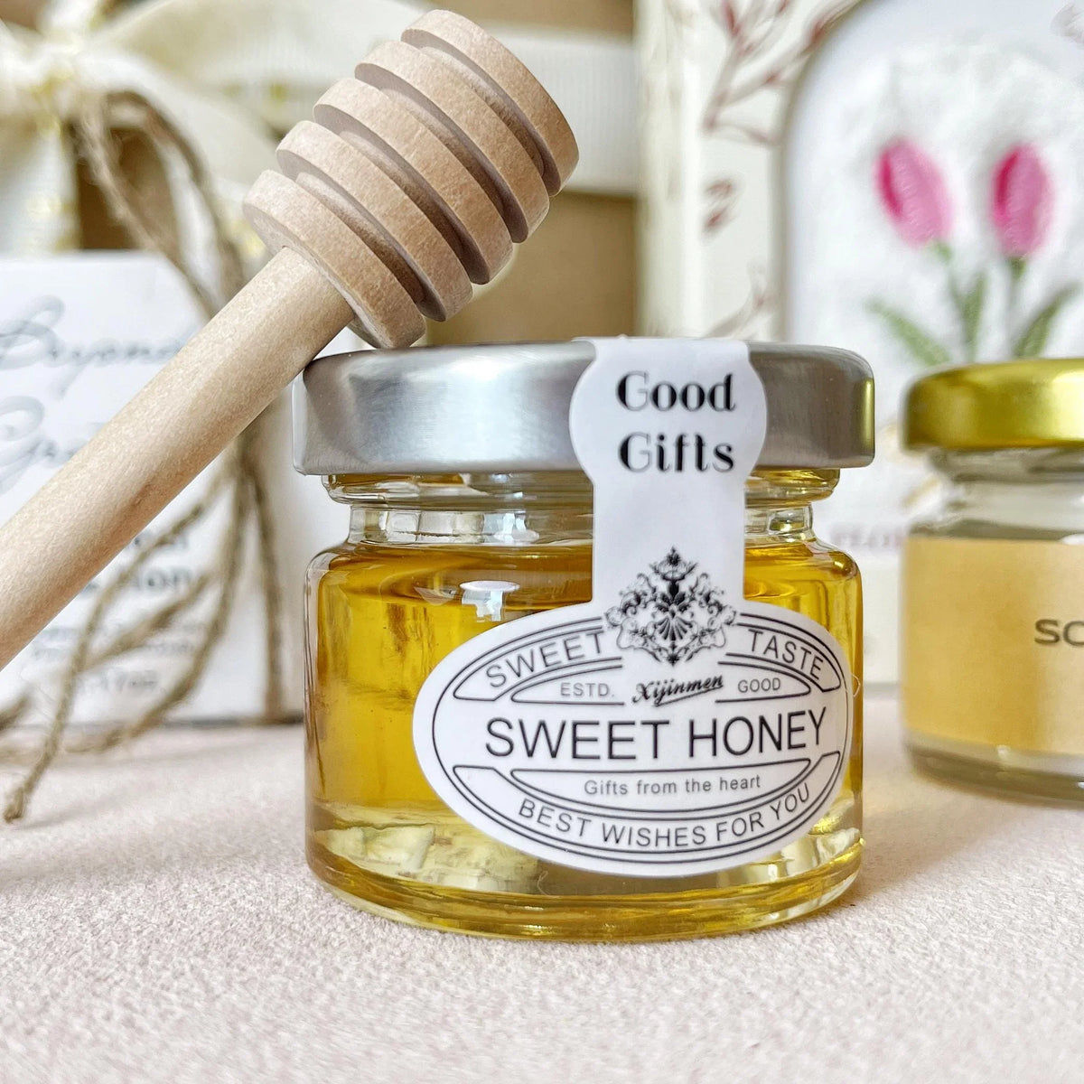 Tea & Self-Care Gift Box – Honey, Candle & Natural Essentials