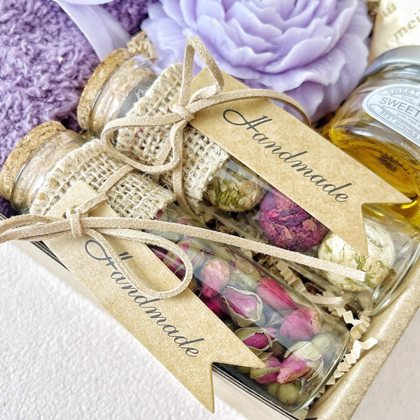 Relaxation Gift Box – Floral Tea, Honey, Candle & Cozy Socks